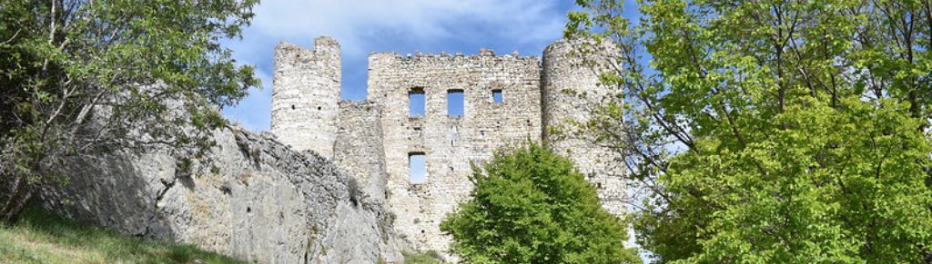 ruines de la ville de Bargème